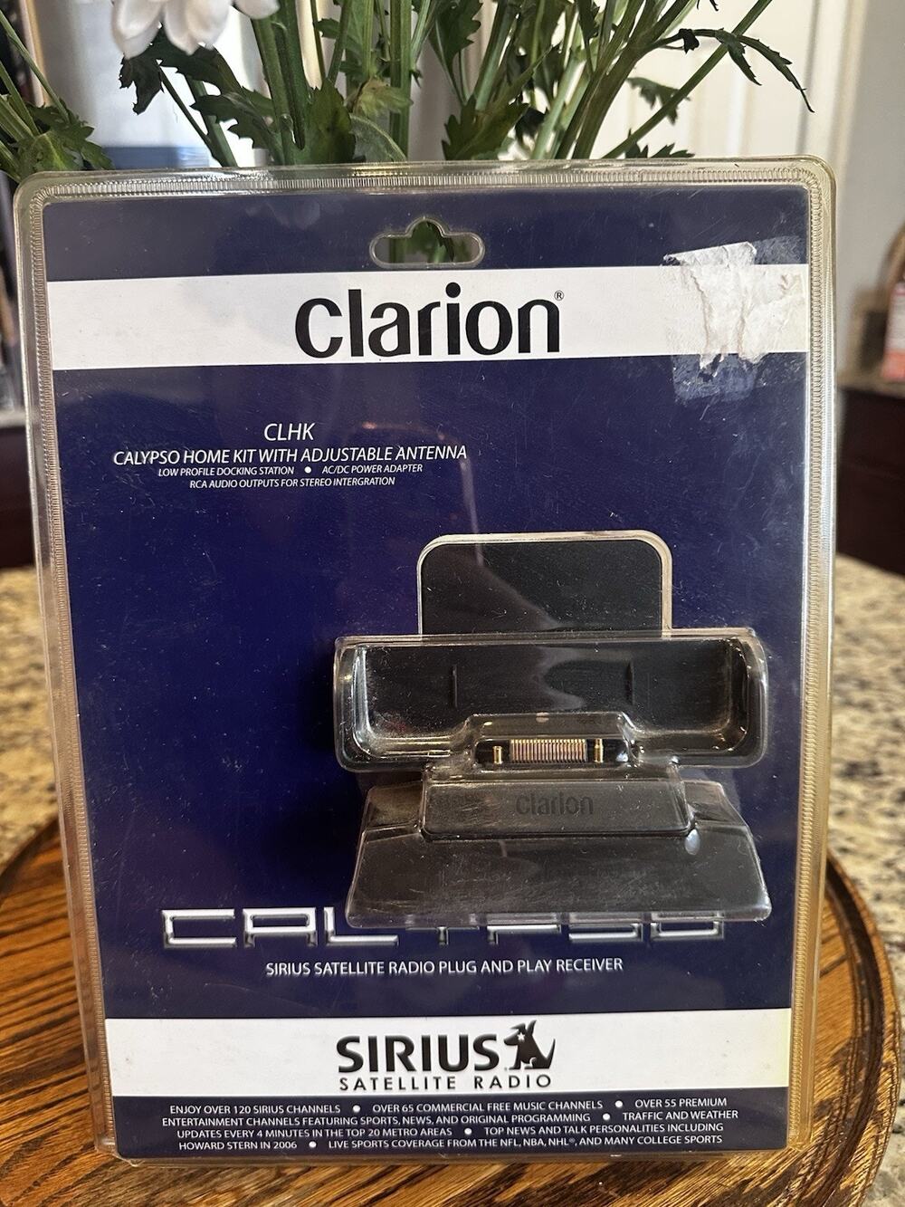 New Clarion Calypso home Kit with Compact Antenna Sirius XM Radio